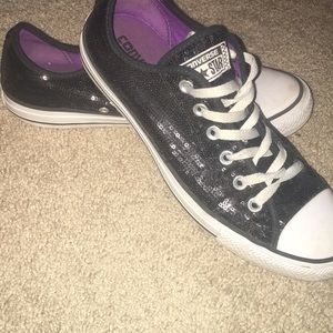 Black converse